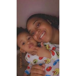 Meet your Posher, Latalya